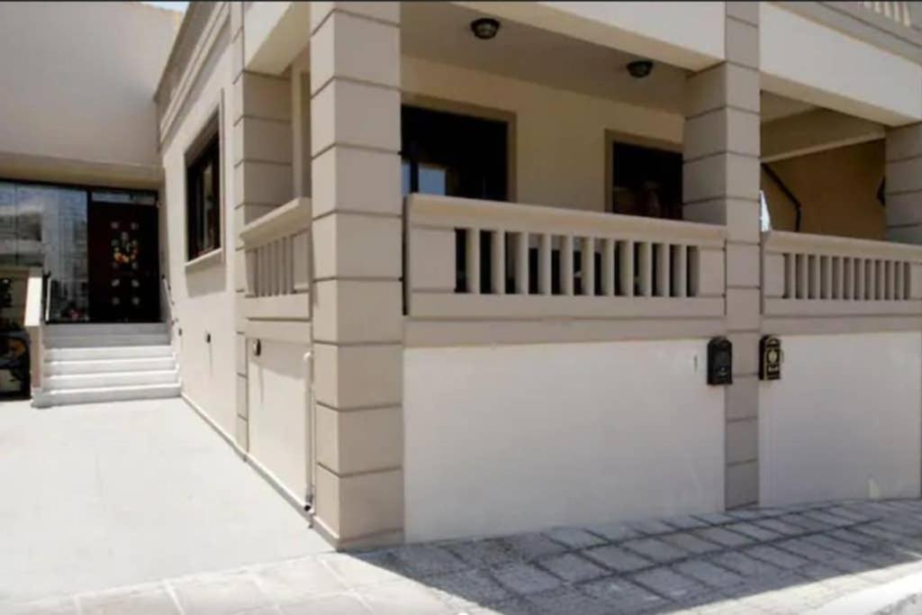Apartment With Premium Facilities خانيا المظهر الخارجي الصورة