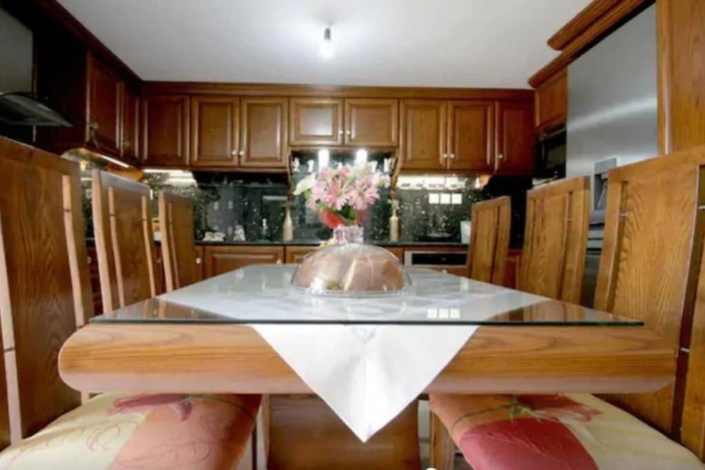 Apartment With Premium Facilities خانيا المظهر الخارجي الصورة