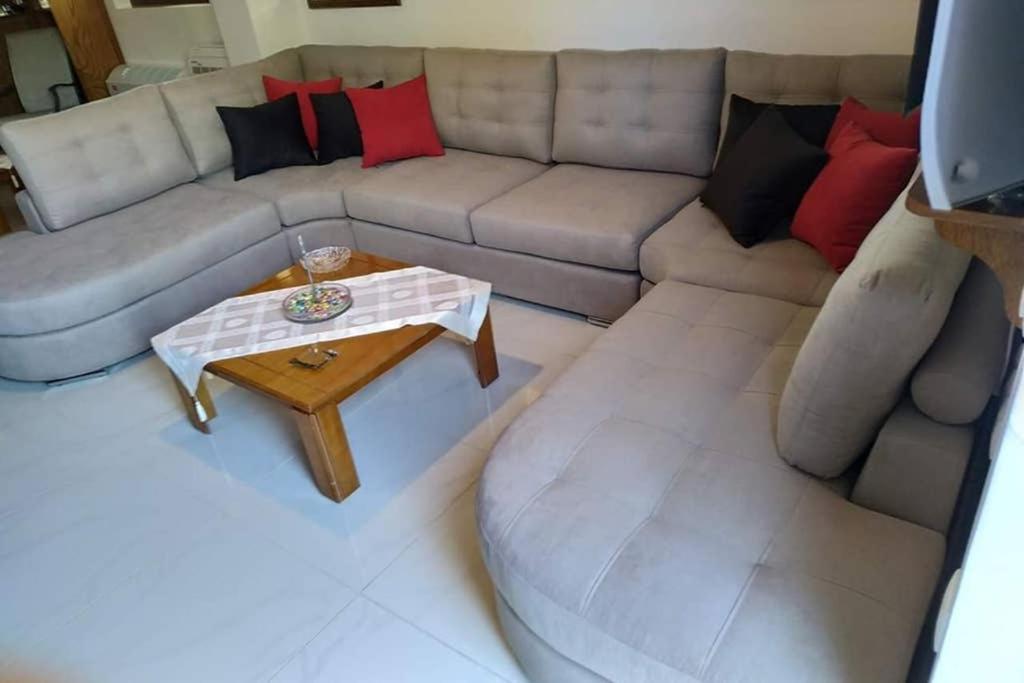 Apartment With Premium Facilities خانيا المظهر الخارجي الصورة