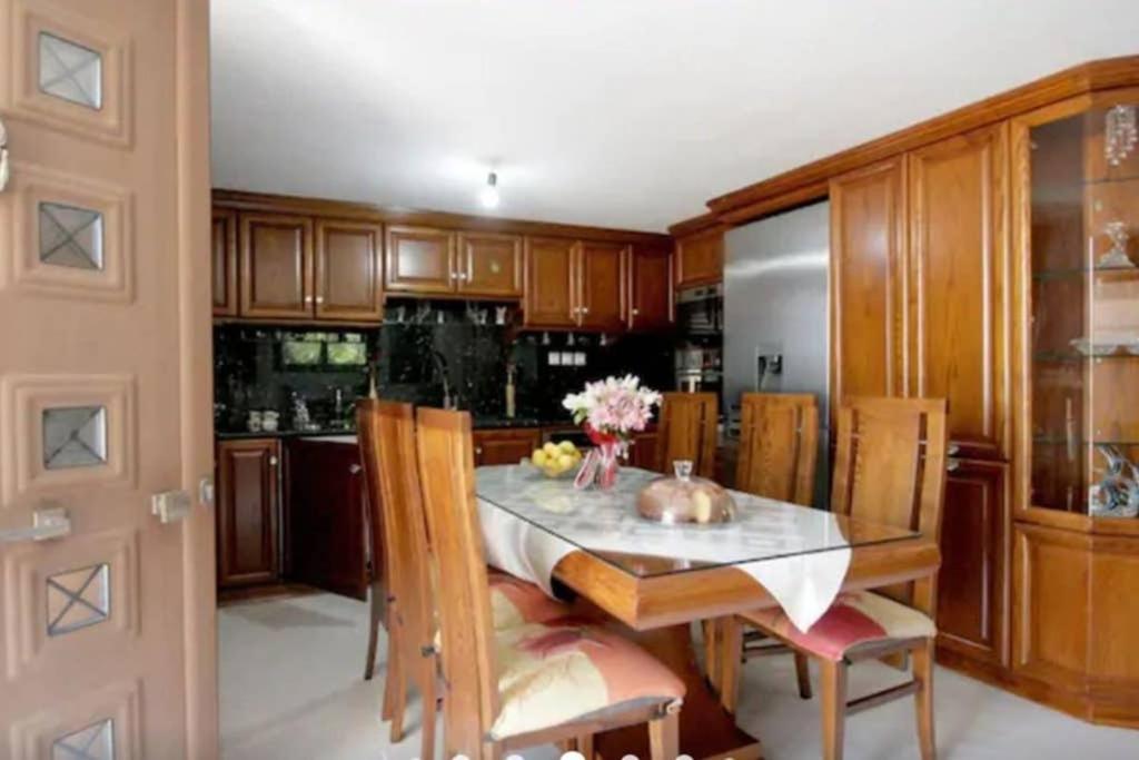 Apartment With Premium Facilities خانيا المظهر الخارجي الصورة